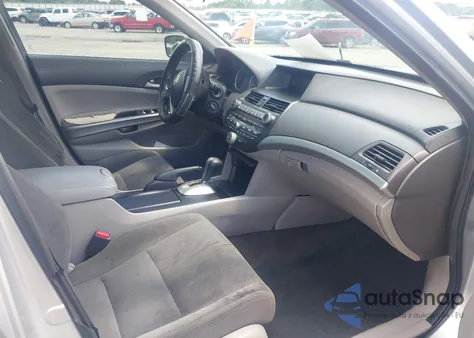 2010 Honda Accord 2.4 Ex из США, поврежденный, VIN 1HGCP2F74AA004333